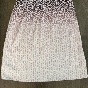WD.NY SZ L Animal Print Gradient Midi Skirt. Lined with elastic waistband.
